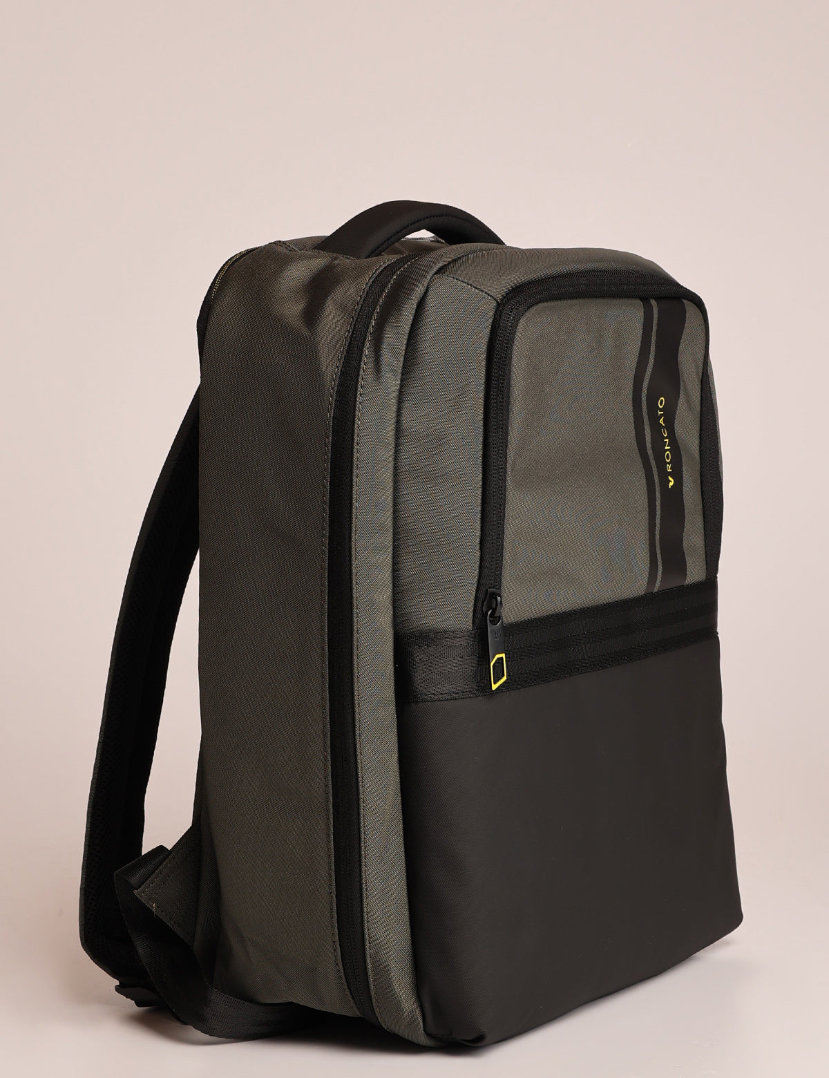 Roncato Metropolitan Underseater-Rucksack für 15,6-Zoll-Laptop