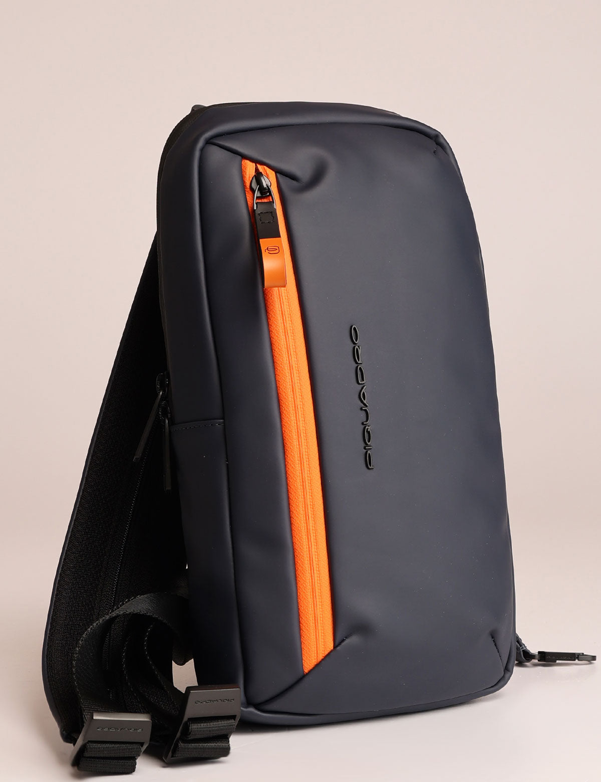 Piquadro Corner 2.0 iPad Mini shoulder bag