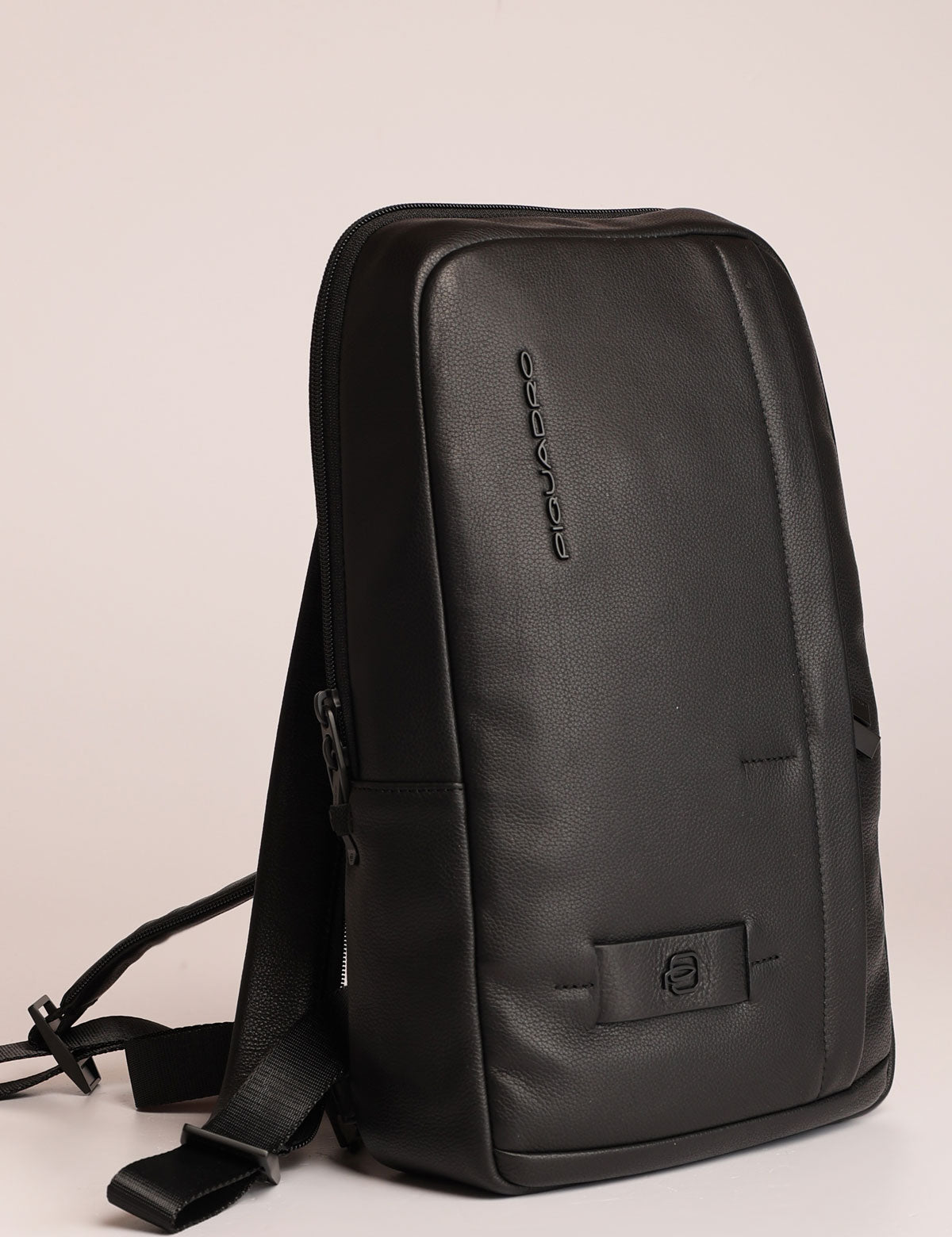 Piquadro W137 iPad shoulder bag