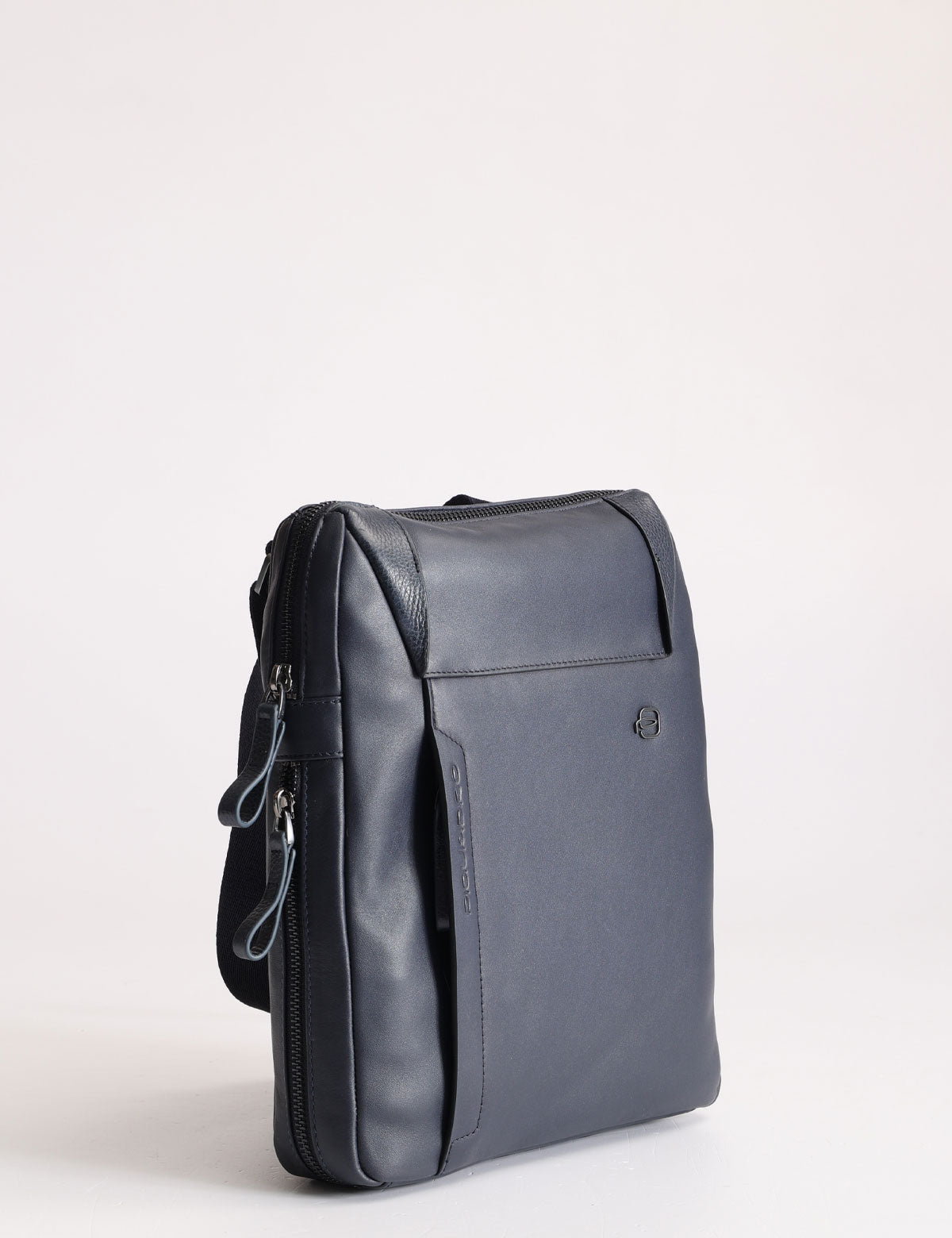 Piquadro-Tasche mit Vordertasche
