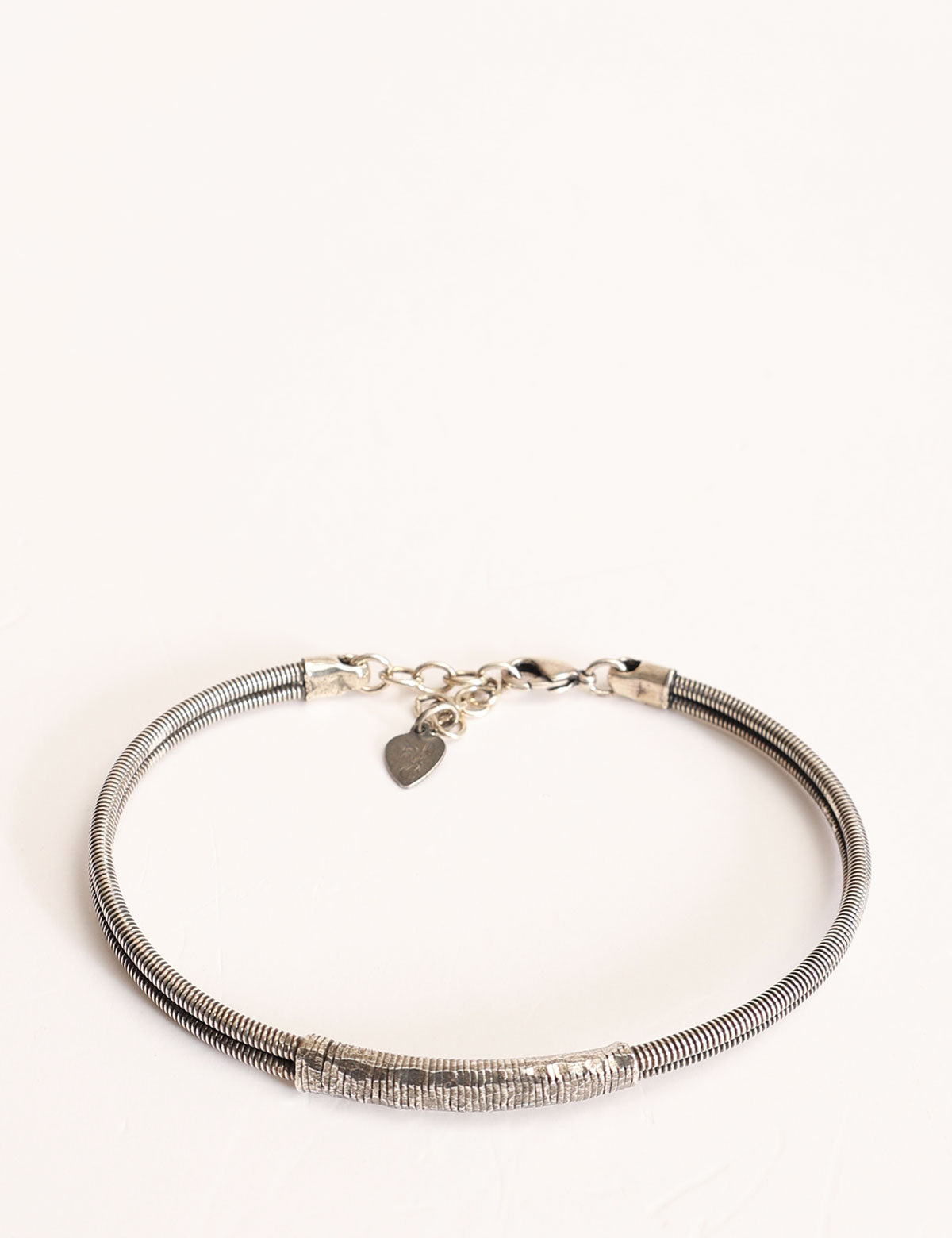 Sing a Song Bracelet Emballe-Moi two bass strings