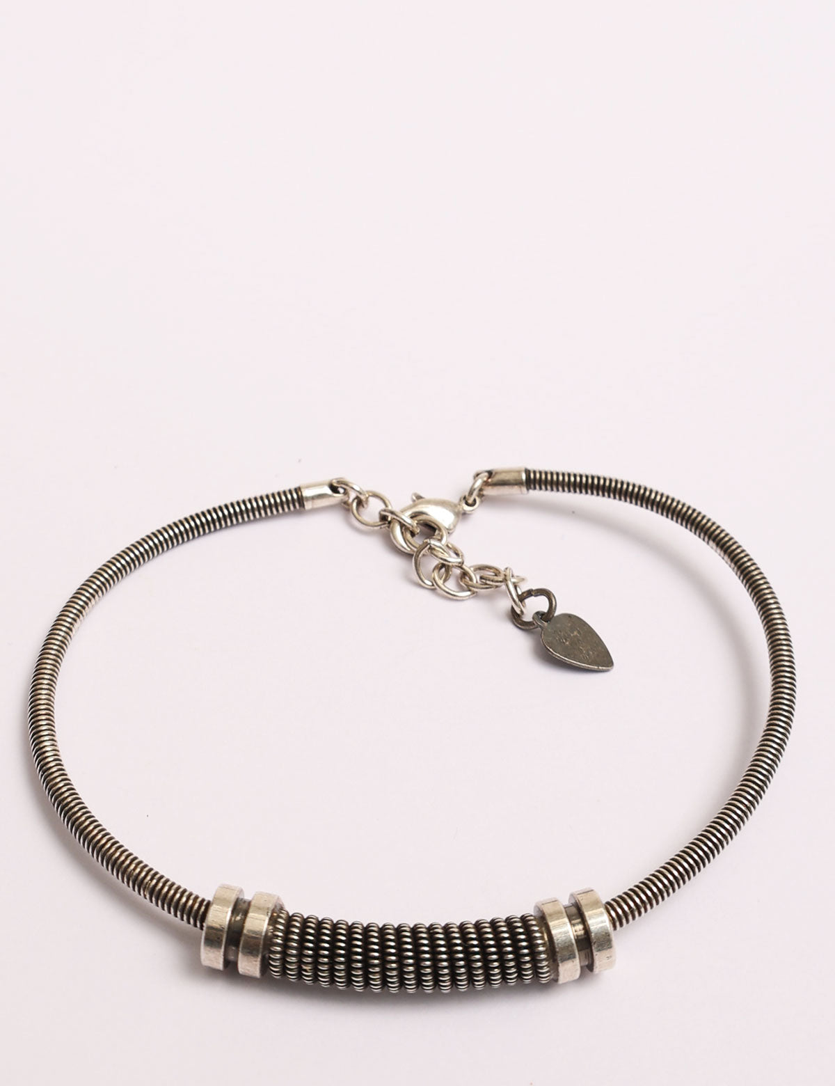 Sing a Song Turn Gitarren- und Bass-Saitenarmband