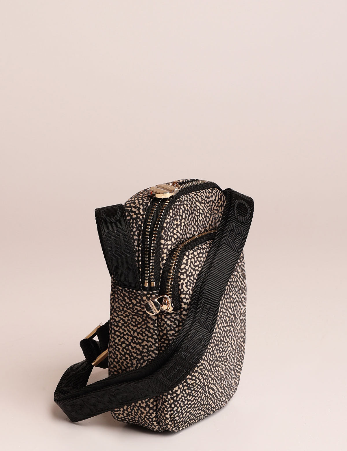 Borbonese shoulder cell phone holder