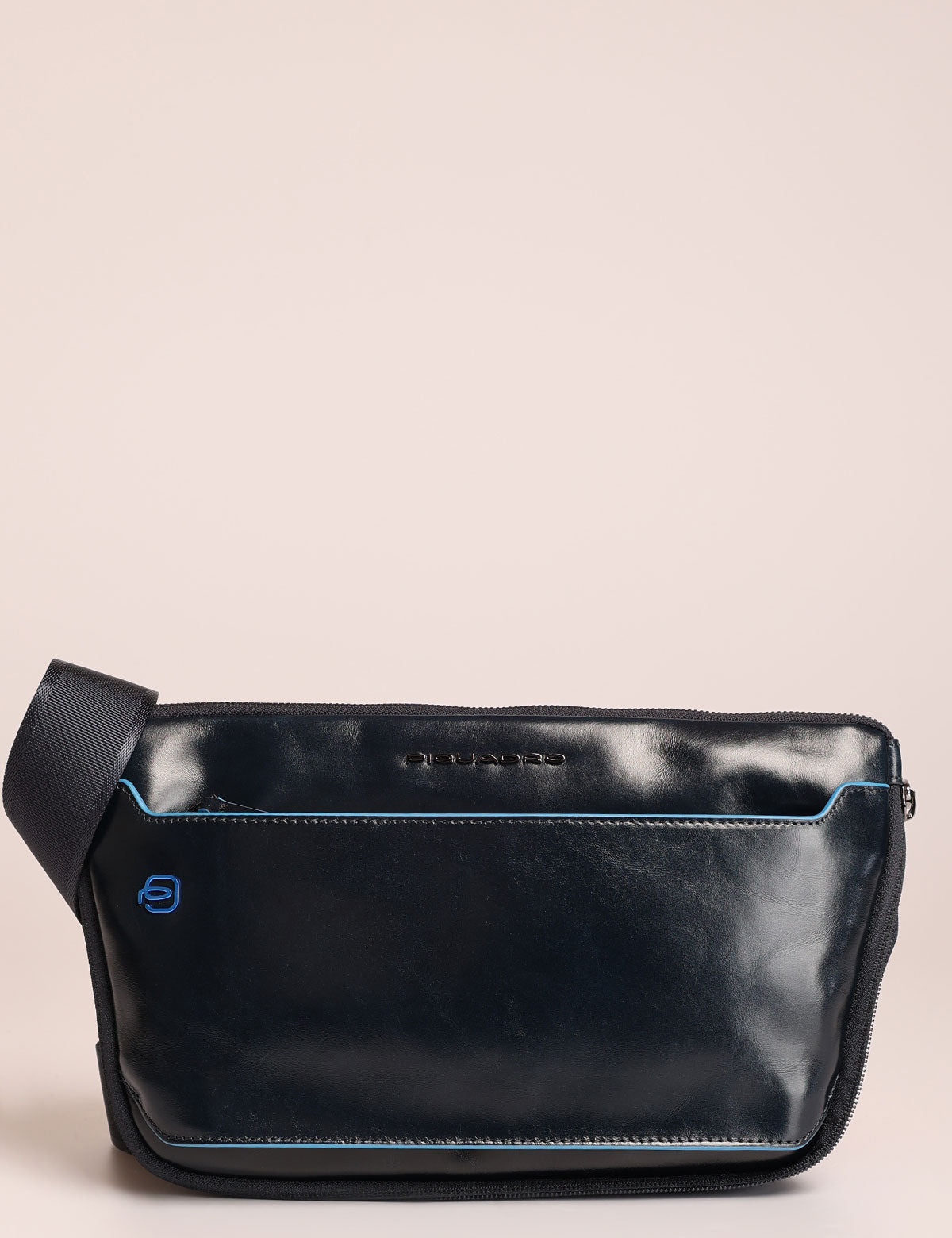 Marsupio Piquadro Blue Square con attacchi tracolla