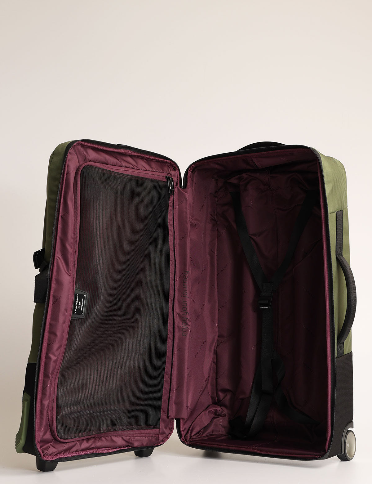 Piquadro Corner 2-wheel trolley bag in recycled fabric