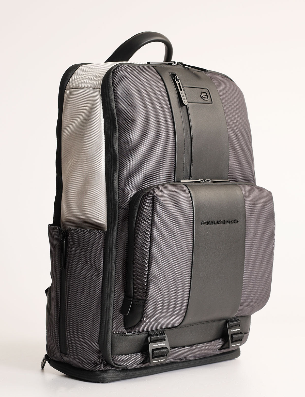 Piquadro Brief travel backpack for 15" laptop in leather and fabric