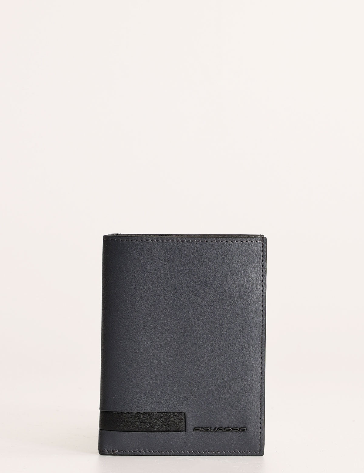 Piquadro vertical leather wallet