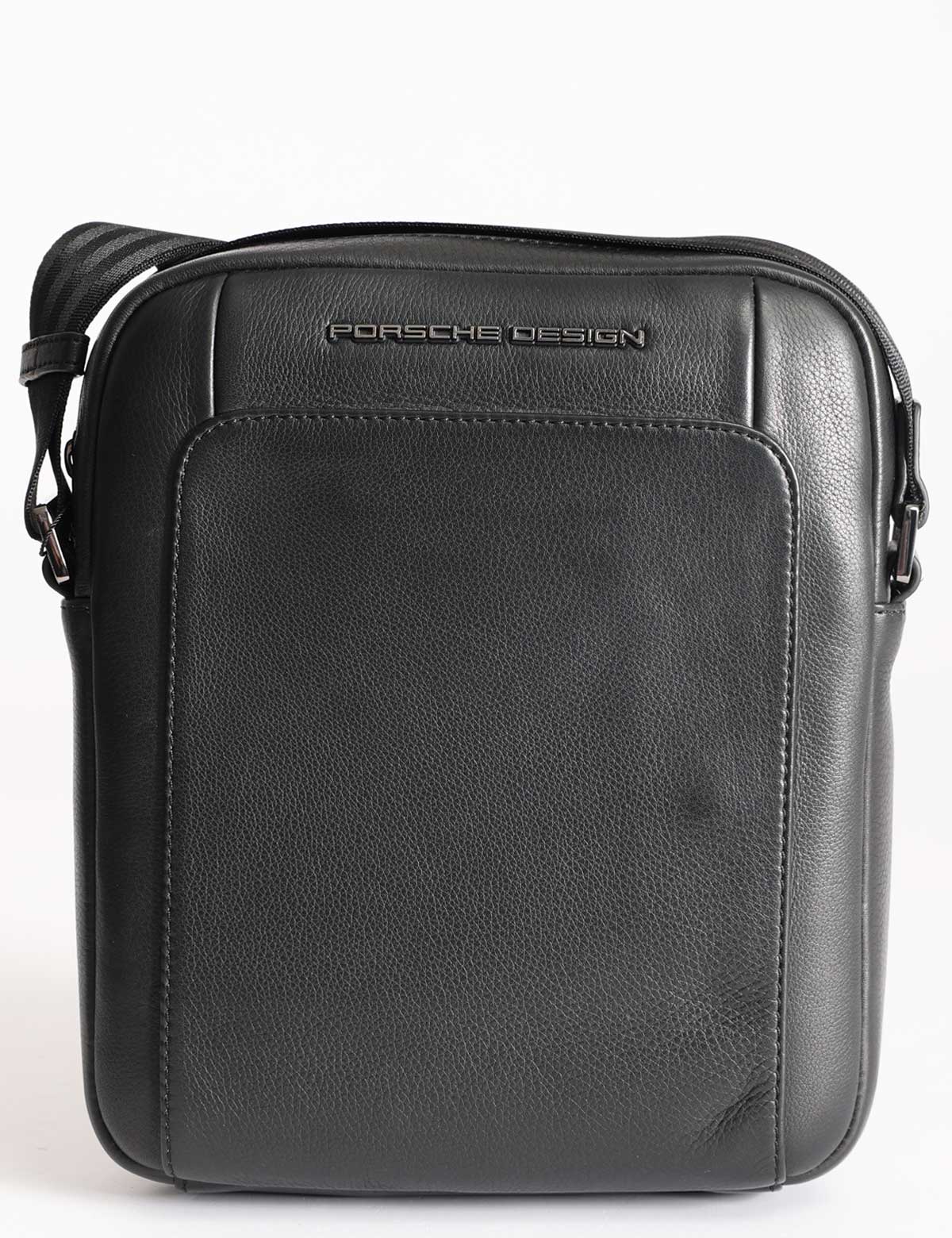 Kleine Porsche Design Roadster Tasche