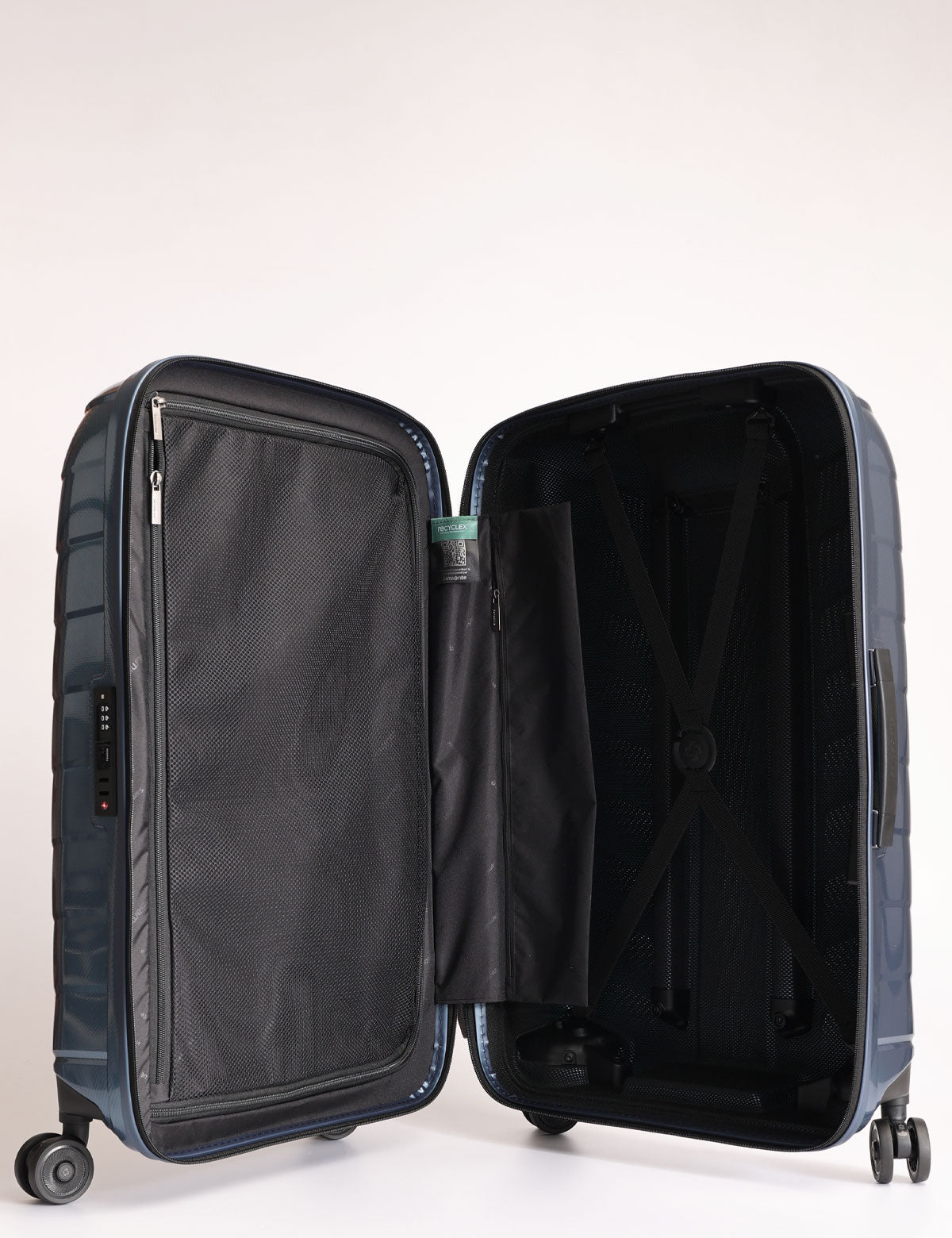 Samsonite Attrix medium trolley