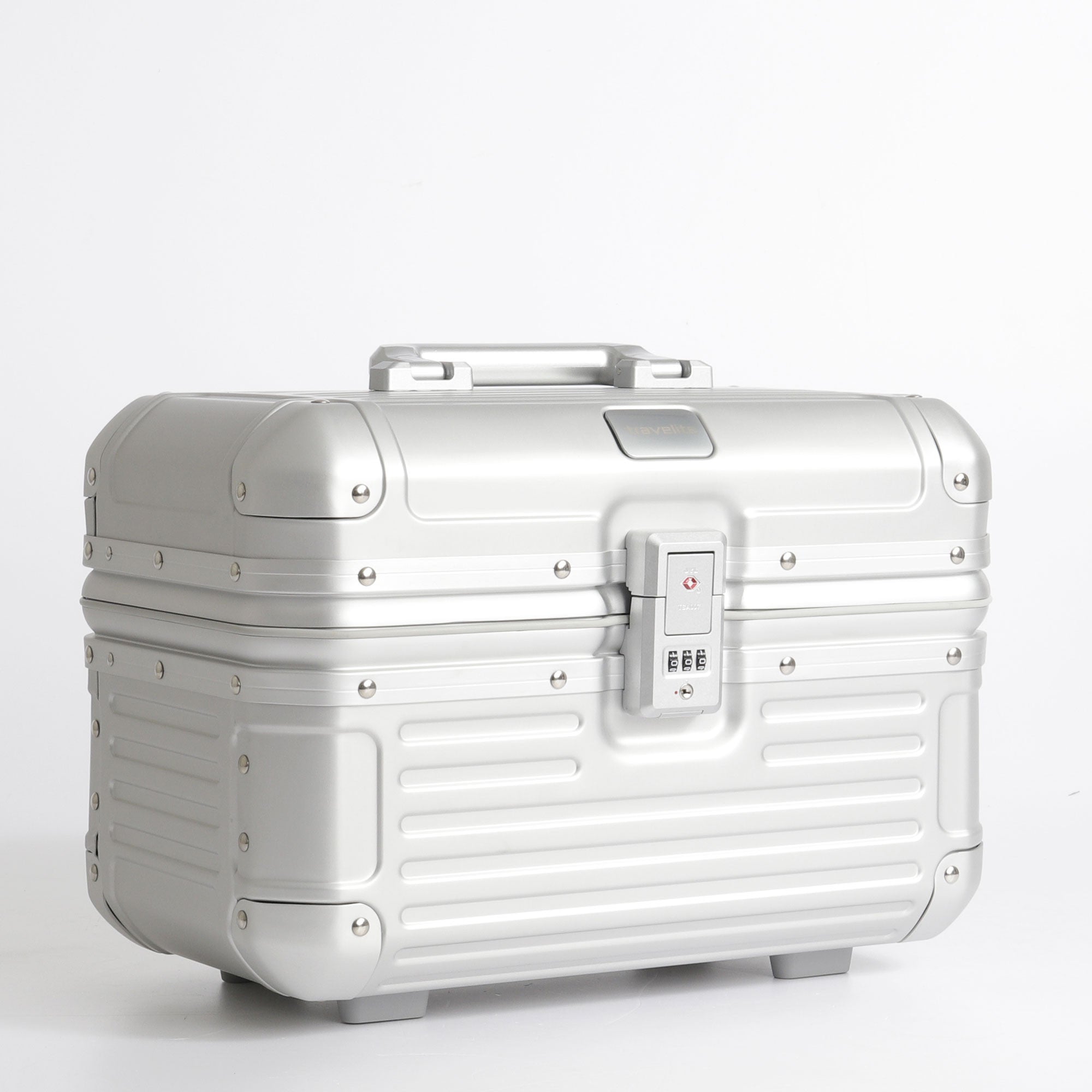 Travelite Next beauty case in aluminium